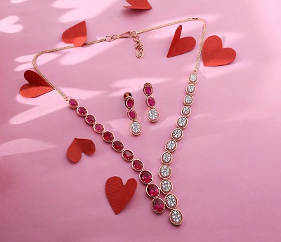 Celebrate Love this Valentine s Day with Senco Gold Diamonds newest Romantique and Love 2024 Collection