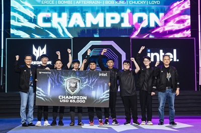 dota 2 champion mag with md kon tek yoong and pap president andrew hou