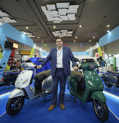 mr hyder khan unveiled eblu feo dx at bharat mobility global expo 2025