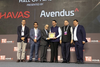 tie mumbai board members with cm of maharashtra devendra fadnavis