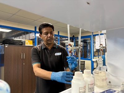 picture 2 mr selvam subramaniam