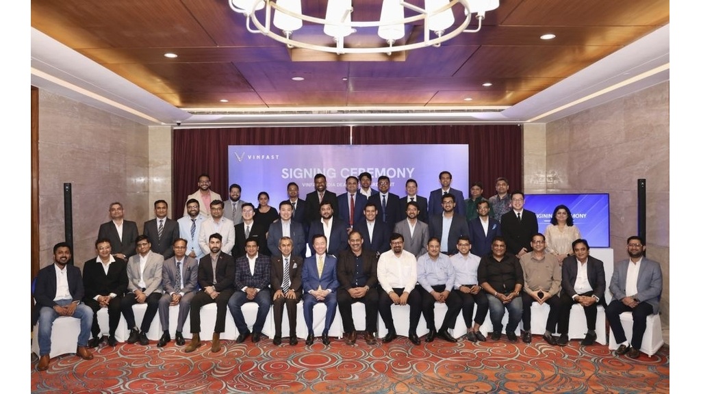 Vinfast Partners with 13 Leading Dealer Groups