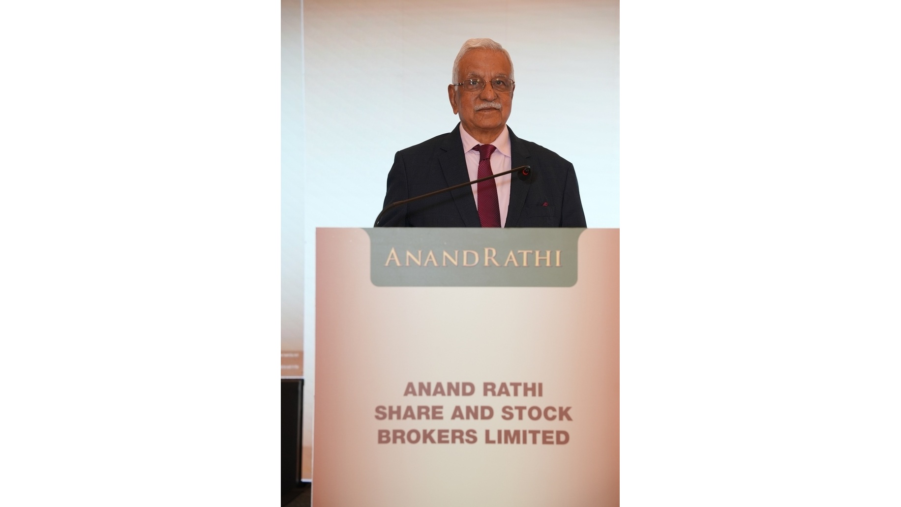 Mr. Anand Rathi, Founder & Group Chairman, Anand Rathi Share and Stock Broker Limited IPO Meet