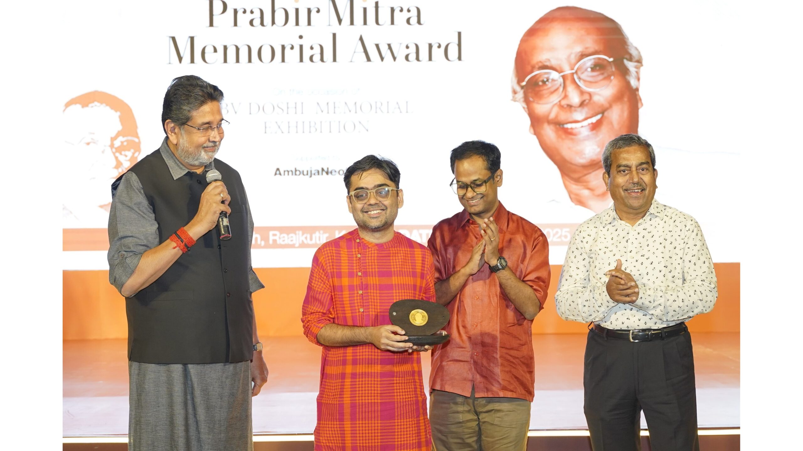 Shri Harshavardhan Neotia, Chairman, Ambuja  Neotia Exhibition