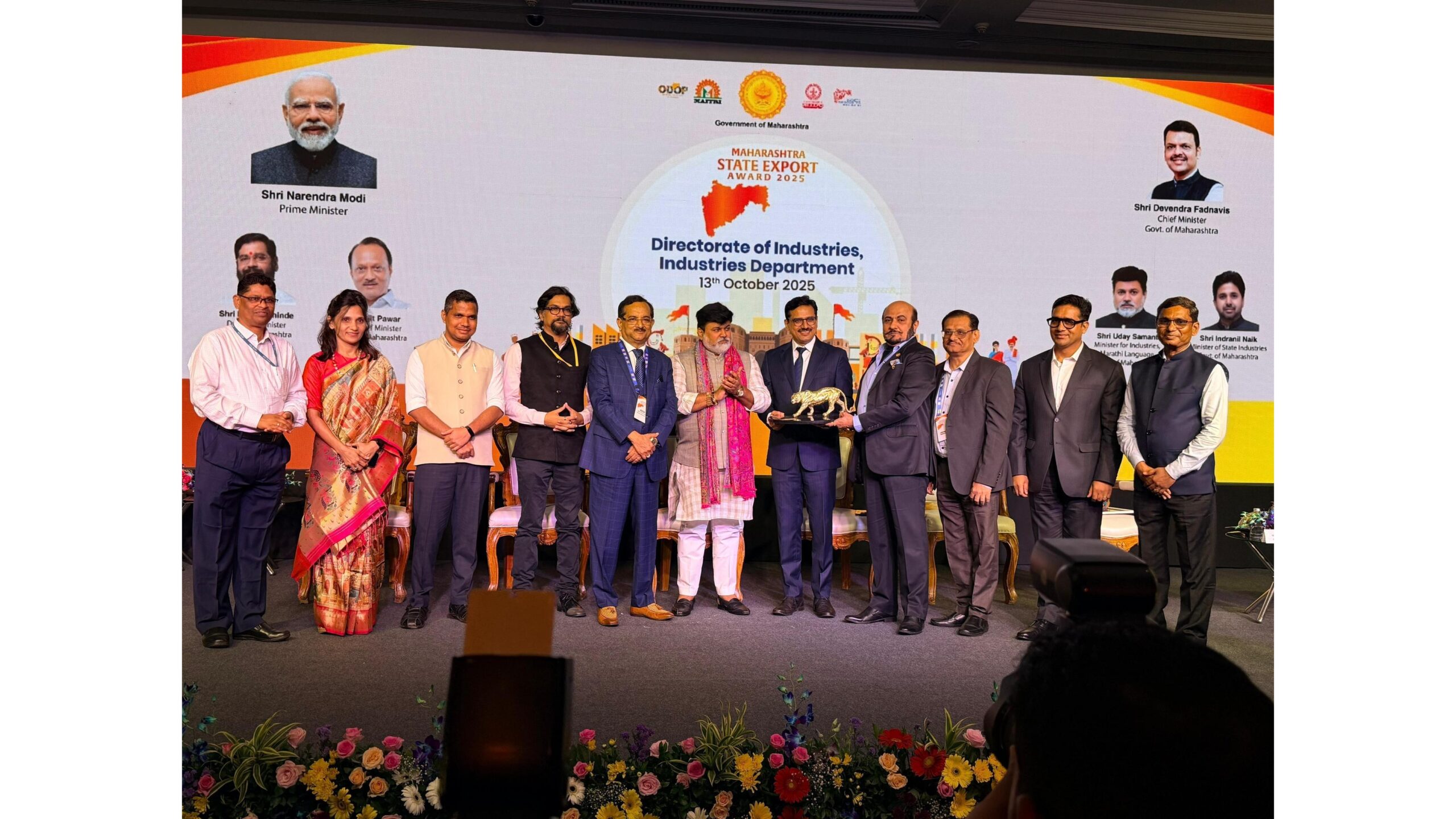 Dr. Satish Wagh, Executive Chairman & Whole Time Director, Supriya Lifescience Ltd - Maharashtra State Export Award