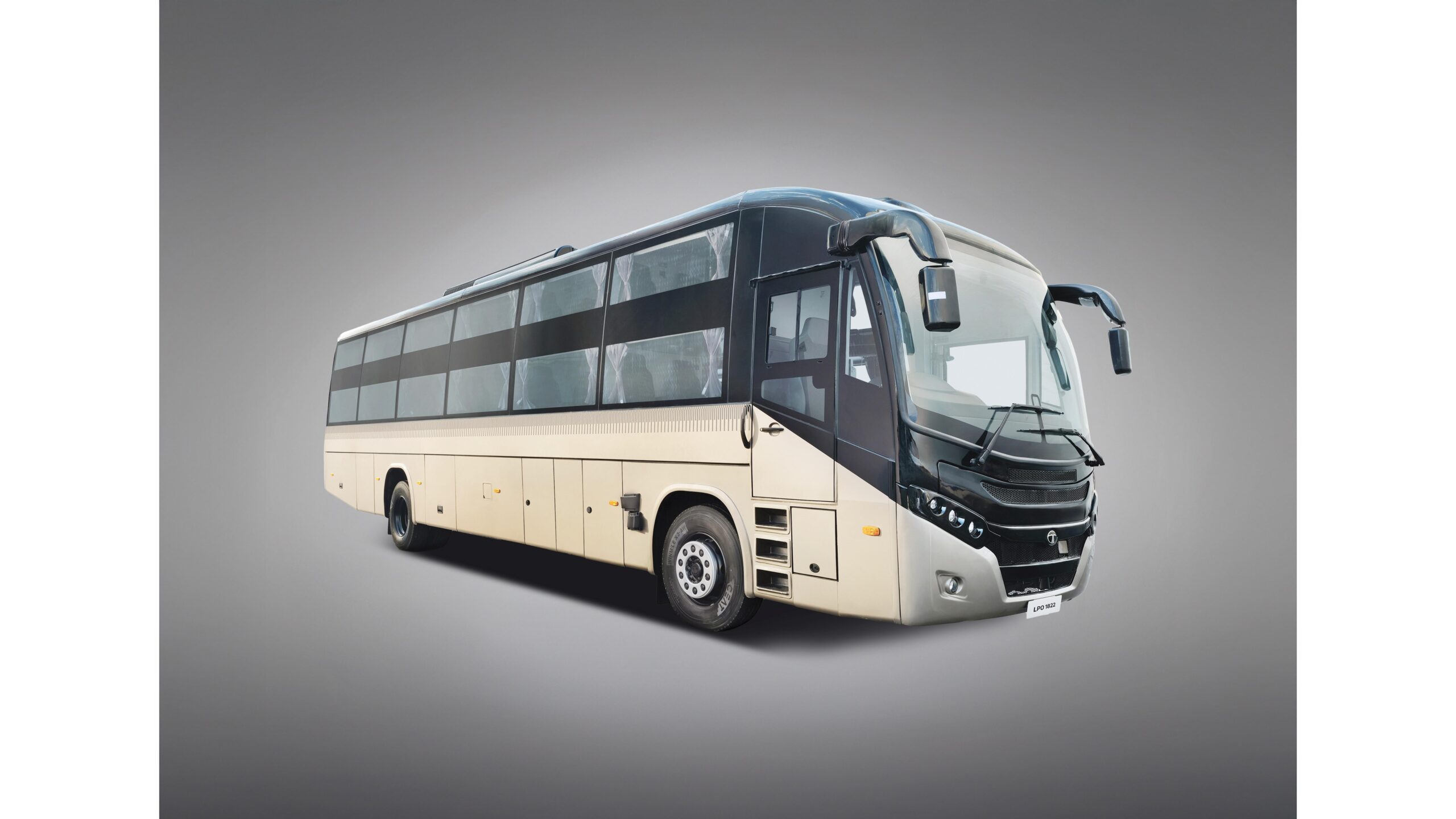 Tata LPO 1822