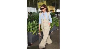 Twinkle Khanna at the airport