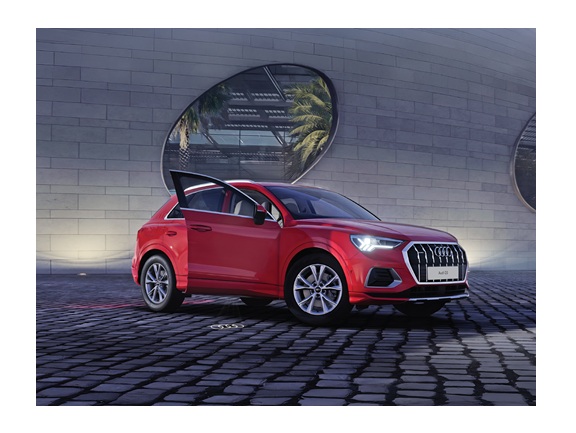 Audi India launches Audi Q3 & Q5 Signature Line, elevating luxury and exclusivity 4 Audi Q3_Signature Line