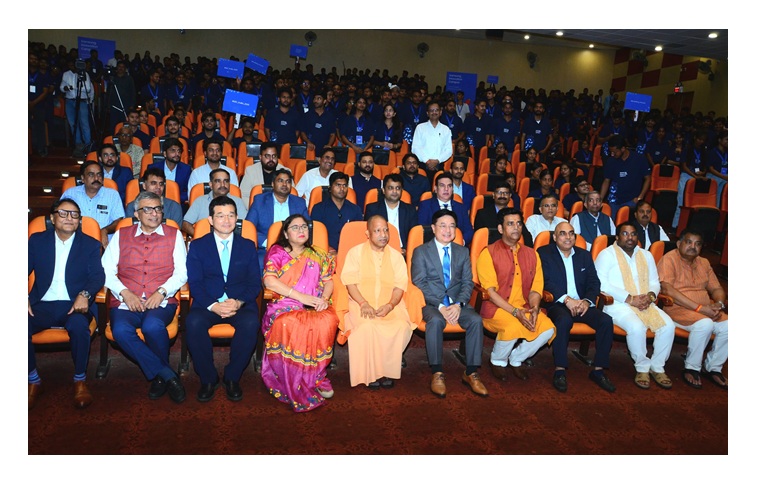 Uttar Pradesh CM Yogi Adityanath Felicitates Youth Learning Future-tech Skills at Samsung Innovation Campus in Gorakhpur 3 Yogi Adityanath at Samsung Innovation Campus event in Gorakhpur