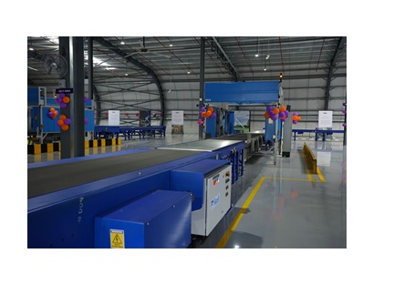 FedEx hub ramp photo