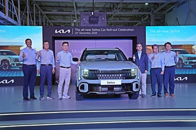 Gwanggu Lee, MD & CEO, Kia India along with Kia India Management for the All-New Seltos