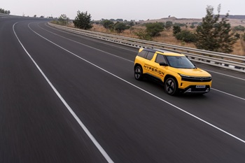 Hyperion-Powered Tata Sierra sets the New Fuel Efficiency Benchmark 1 Tata Sierra Image 2