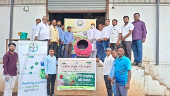 ADM and Bayer Expand Food Value Chain Commitment, Quadrupling Reach to 100,000 Soybean Farmers in Maharashtra 7 Indian farmers at the Agriculture Technology Symposium, jointly organised by ADM and Bayer