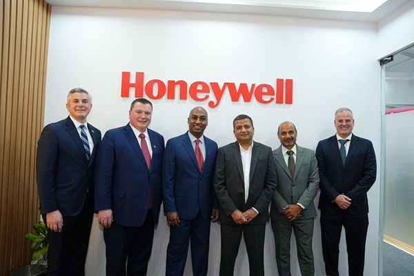 Honeywell Collaborates with SAF One and Tata Projects to Enable Sustainable Aviation Fuel Production 8 Marking an important milestone with the signing of a collaboration at India Energy Week, 2026 in Goa
