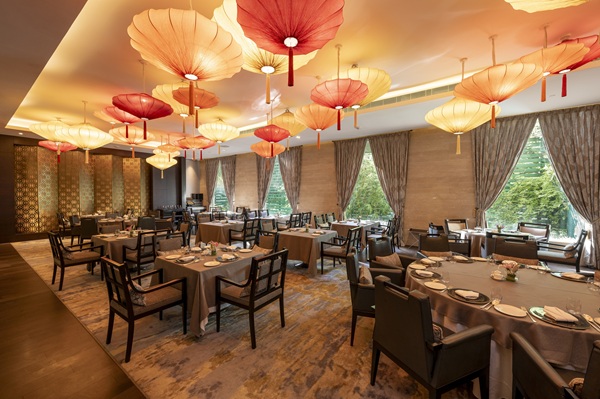 Golden Dragon, Taj Coromandel
