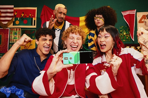 Motorola Kicks Off “Football is Calling” Campaign