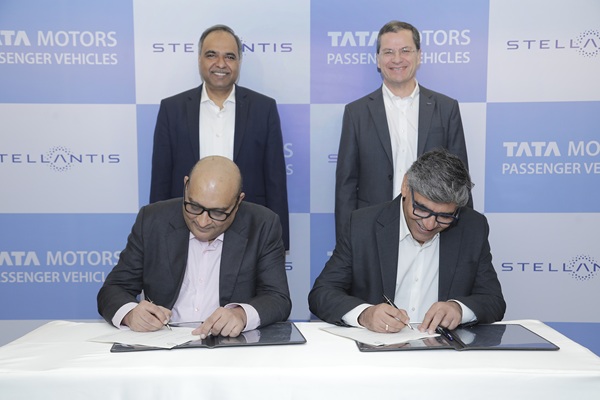TataMotors_Stellantis_20Yrs_Ceremony