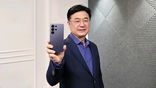 JB Park, President and CEO, Samsung Southwest Asia (1)