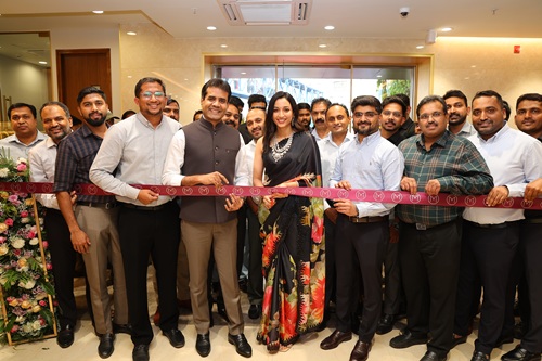 Malabar Gold & Diamonds Opens New Showroom in KR Puram, Bengaluru 4 Malabar Gold & Diamonds Opens New Showroom in KR Puram, Bengaluru