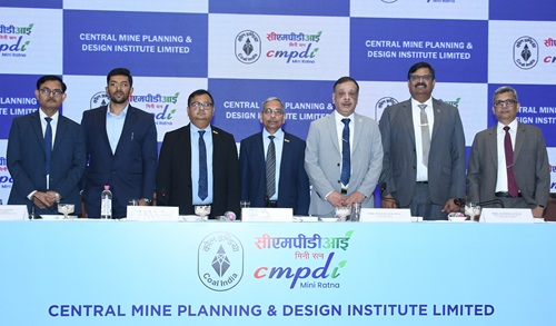 Mr. Kamal Kant Upadhyay, MD & CEO, IDBI Capital Markets & Securities Ltd. Shri Vikrant Gupta, HOD Business Development, Central Mine Planning & Design Institute Ltd.