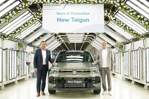 Škoda Auto Volkswagen India starts production of the new Taigun at its Pune plant 2 Nitin Kohli, Brand Director, Volkswagen India & Piyush Arora, MD & CEO of SAVWIPL