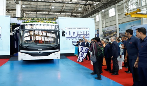 Tata Motors Achieves 10 Lakh Commercial Vehicles Production Milestone at its Lucknow Plant 3 Tata Motors Achieves 10 Lakh Commercial Vehicles Production Milestone at its Lucknow Plant