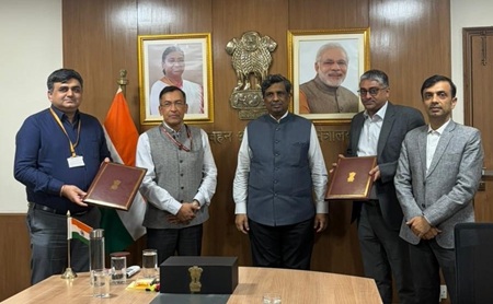 BharatBenz joins Government of India scheme for replacement of old trucks and buses in Delhi-NCR 7 DICV MOU