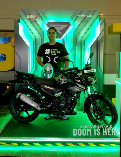 Ankit Tandon, GM Marketing, Commuter Motorcycle, TVS Motor Co. with the all-new TVS Raider Doctor Doom Edition