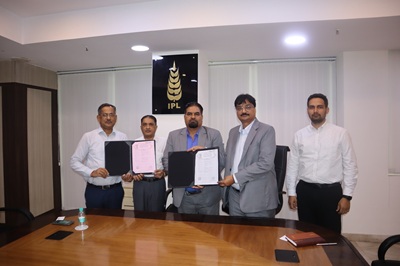 Indian Potash Limited & Jain Irrigation Systems Limited sign MoU to promote Sustainable Sugarcane Cultivation in Gujarat 2 Photo - MoU - IPL & JISL