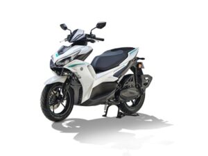 Yamaha Aerox E Bluish White Cocktail [2]