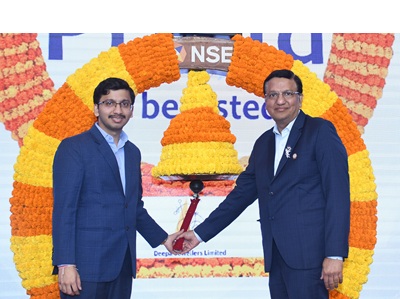 Mr. Dev Agarwal, Whole-Time Director, and Mr. Ashish Agarwal, CMD of Deepa Jewellers Limited at the prestigious Listing Ceremony at NSE, Mumbai