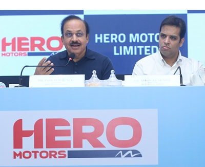 Mr. Pankaj M. Munjal, Chairman and Mr. Abhishek Munjal, Director of Hero Motors Limited addressing the media in Mumbai