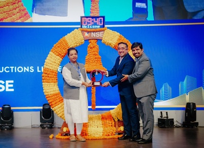 Ms. Parvati Moorthy, AVP, NSE Mr. Pranav Ashar, CMD and Mr. Ravi Ramalingam, Whole-time Director of Pranav Constructions Limited, at the Listing Ceremony held at NSE