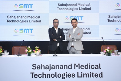 Mr. Amit Kumar Khandelia, CFO and Mr. Bhargav Kotadia, MD & CEO, Sahajanand Medical Technologies Limited at the launch of the Company’s IPO in Mumbai