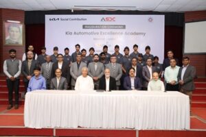 Senior leadership from Kia India, along with officials from FADA, ASDC and Don Bosco ITI